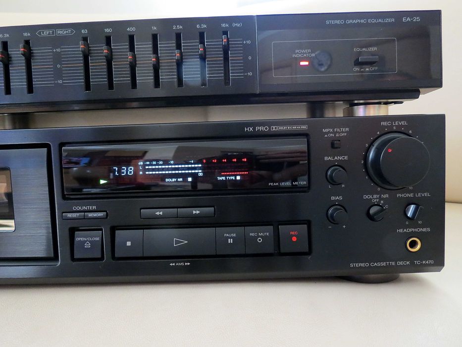 Casetofon Deck  Sony TC-K 470 , 3 motoare mechanism ,  Dolby B/C, HX Pro , Bias level control (BIAS)