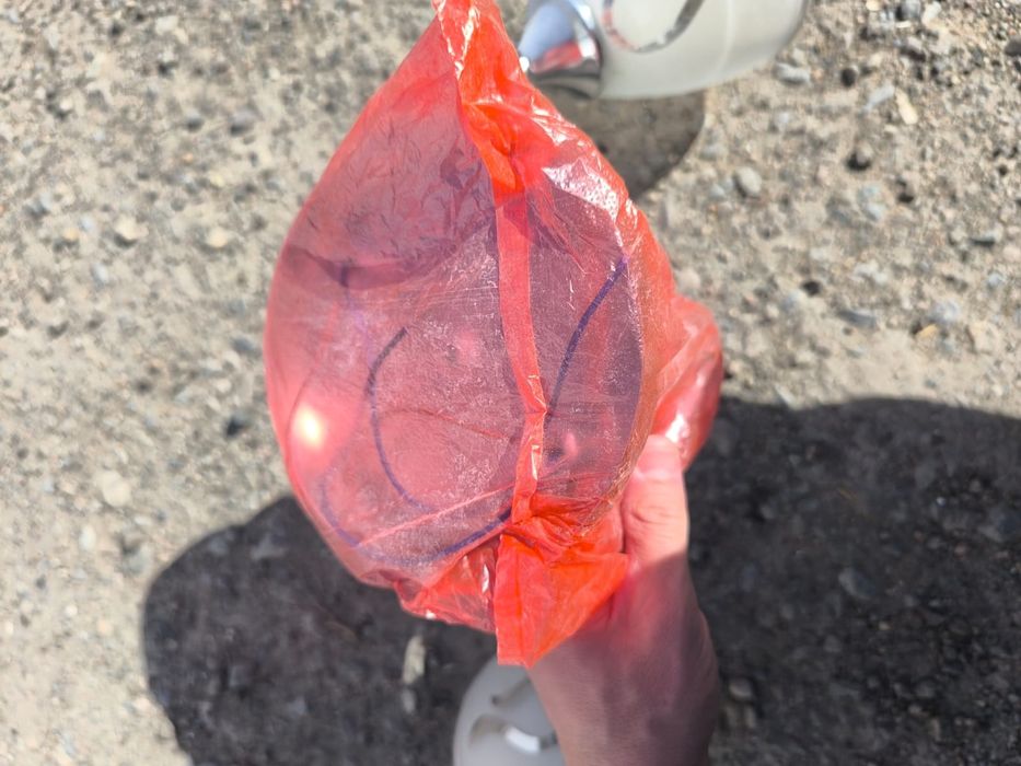 Продаю люстра средняя