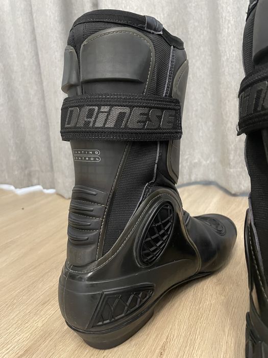 Cizme moto DAINESE 42/43/44 noi