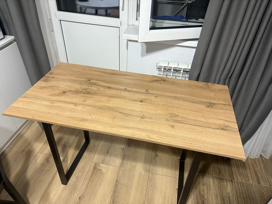 Компьютерный стол и игровое кресло