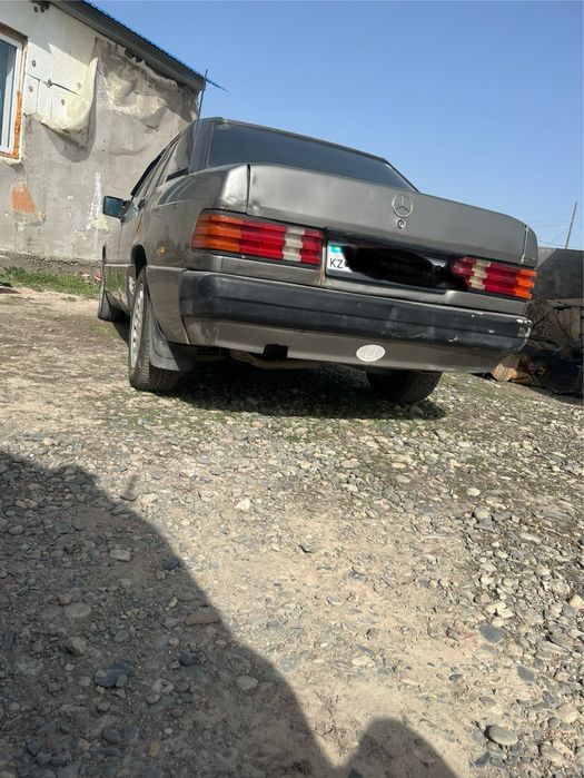 Продам мерседес 190