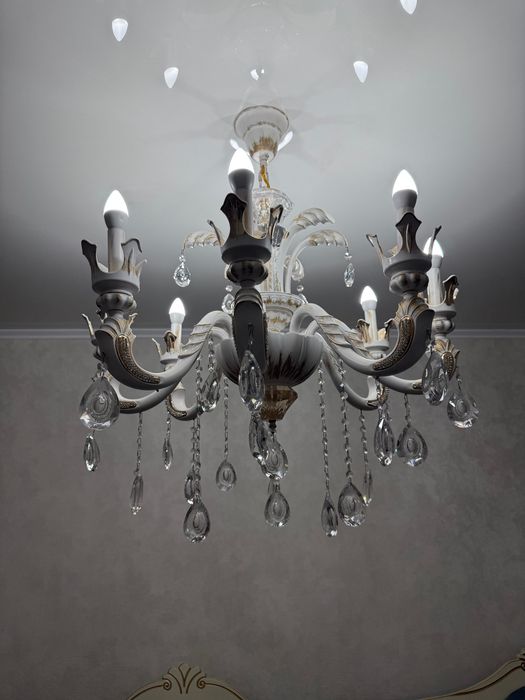 Продам люстры в идельном состоянии