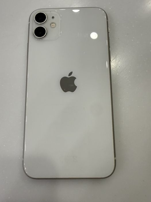 Продам Iphone 11