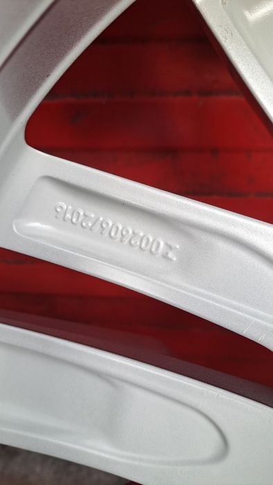 Оригинални джанти за Фолксваген Туарег 19 цола гуми 255 55 19