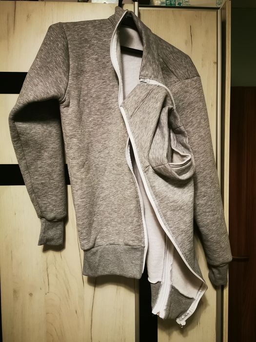 Суичър за бременни и бебеносене