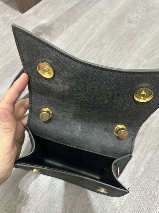 Сумочка черная маленькая