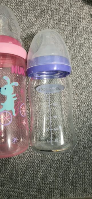 Бебешки шишета различни видове