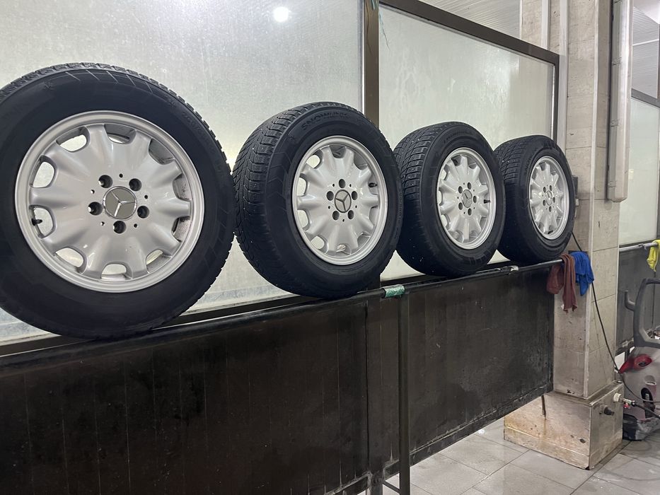 Диски с резиной на мерседес