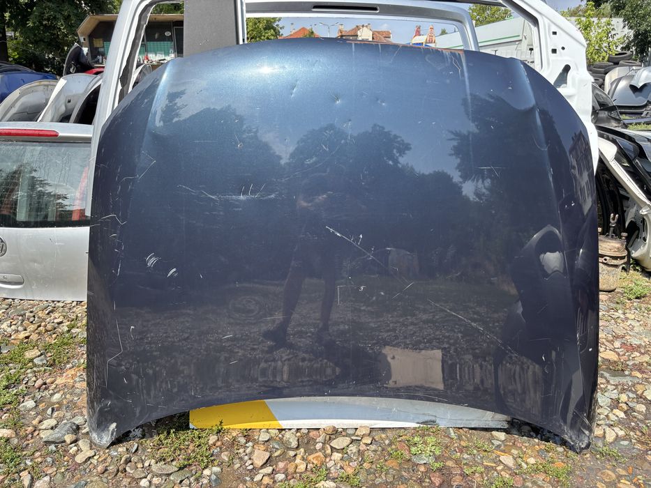Капак VW Passat B6