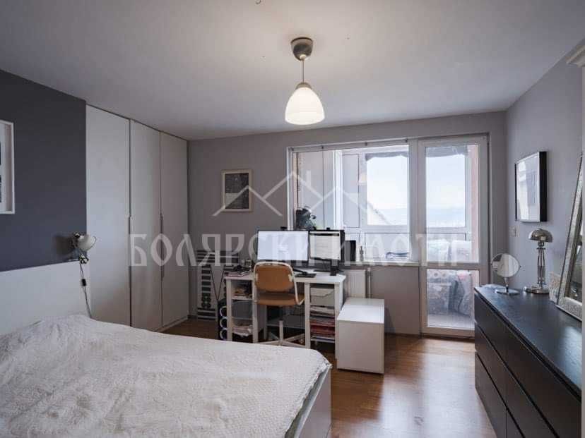 Продава се Четиристаен апартамент в Велико Търново, Колю Фичето - 126 кв.м за 1588 €/кв.м - Снимка #4