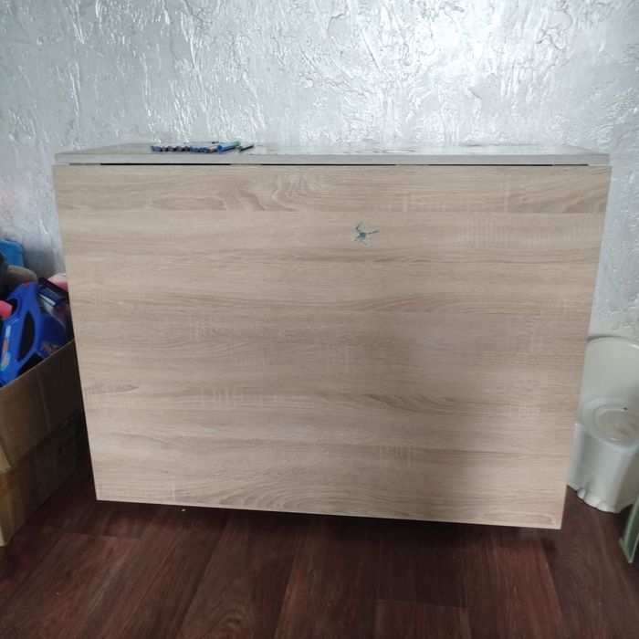 Газ плита , мойка , стол