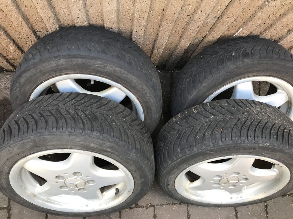 De vânzare mai multe tipuri de jante aliaj sau otel cu cauciucuri