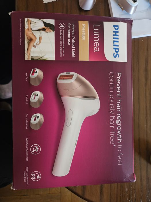 Фотоепилатор Philips Lumena Prestige IPL