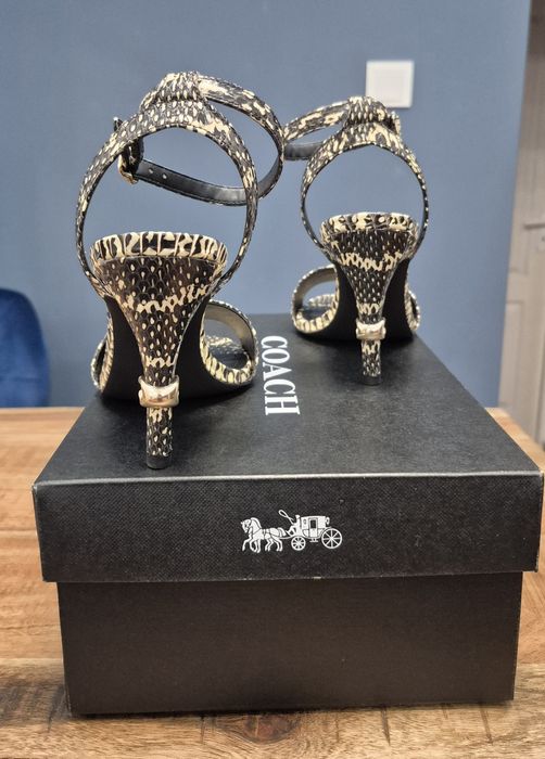 Sandale cu toc COACH