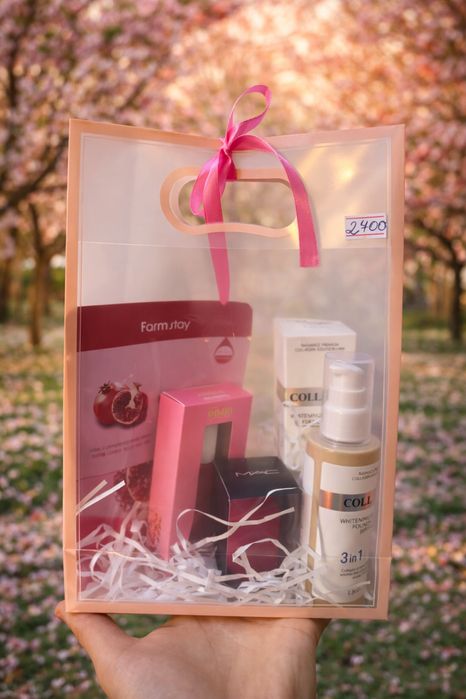 Подарки женские на 8марта