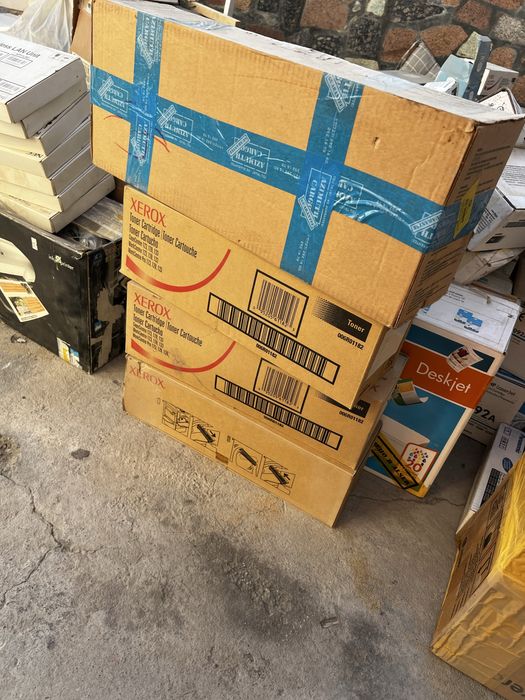 Картриджи, тонеры, в продаже