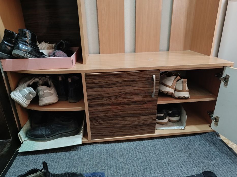 Продам прихожку.