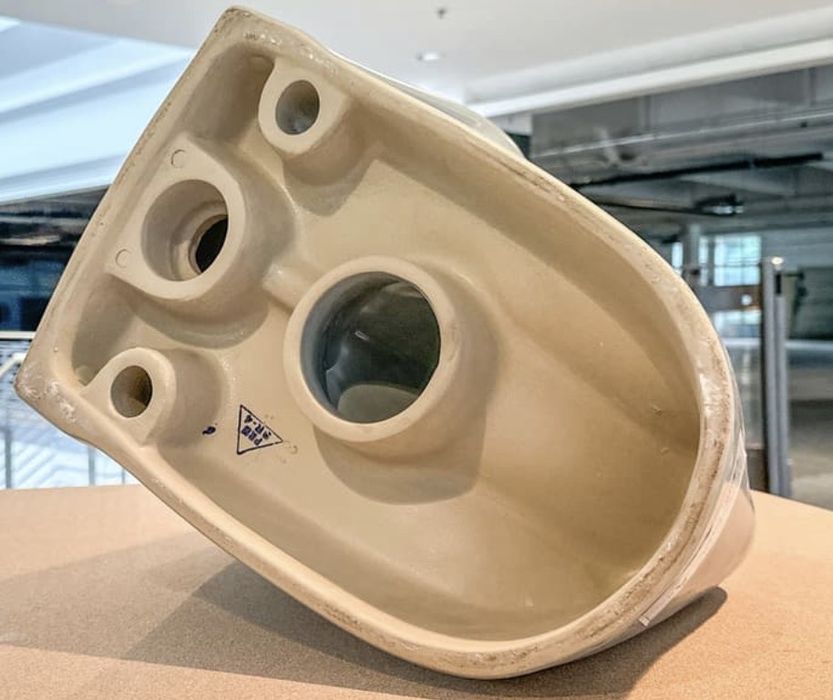 Vas WC suspendat (noi, ceramică, calitate superioară)