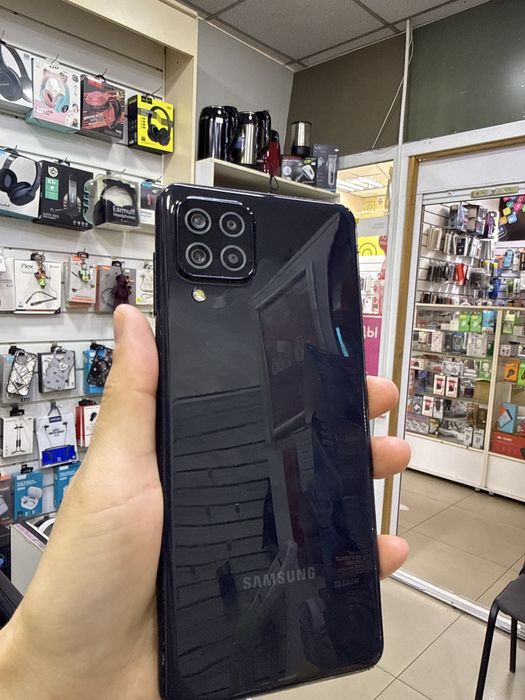Samsung A22  в иделе