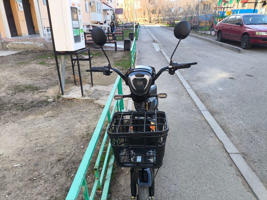 Продам электро велосипед sk8