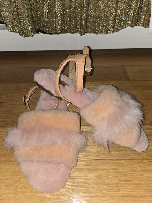 Sandale UGG din blană naturală, 37
