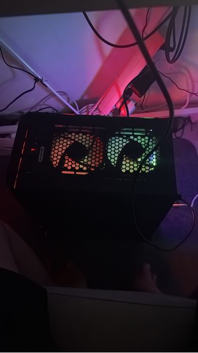 Vand pc amd ryzen 3