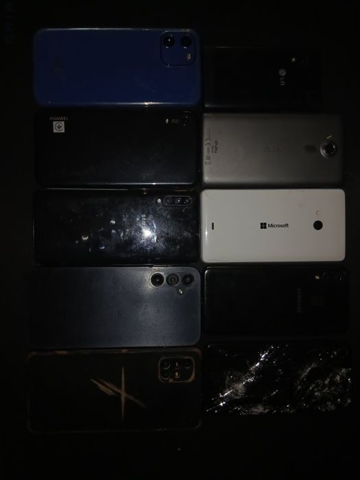 Lot Telefoane defecte