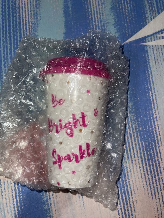 Pahar ceramica cu capac roz nou cu cutie