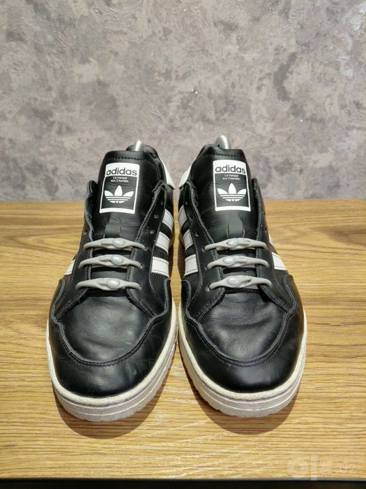 Оригинальные кроссовки Adidas