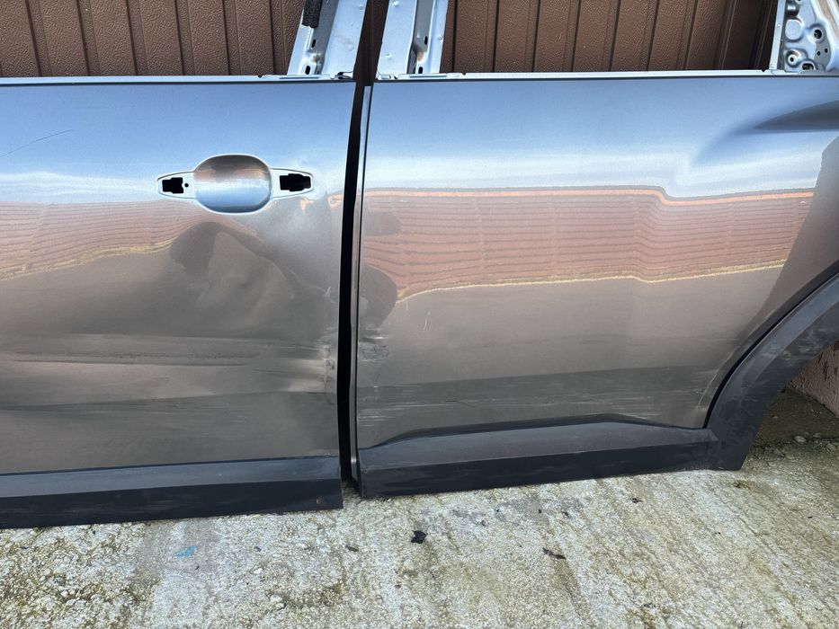 Usa stanga fata dacia duster 3