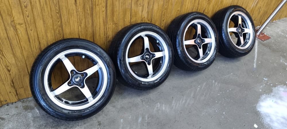 Продам комплект колес