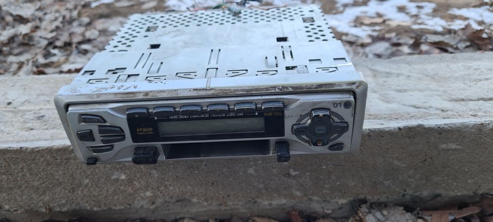 Продажа автомагнитофонов.