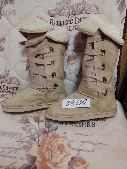 Зимни дамски велурени ботуши