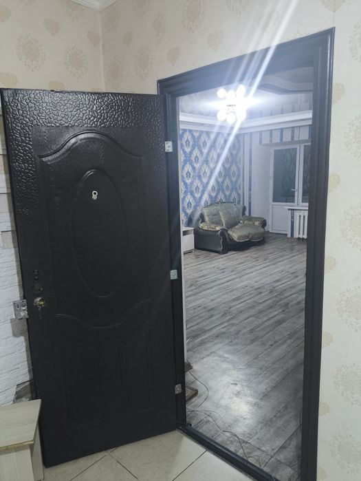 Продаём дверь срочно