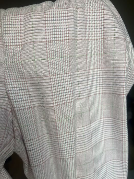 Розов дамски костюм Zara (Сако и панталон)