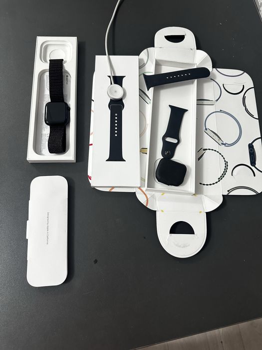 Часы Apple Watch 9 45мм