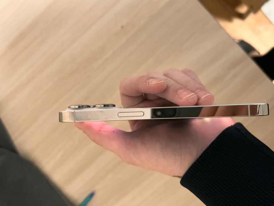 Iphone 14 pro с гарантией