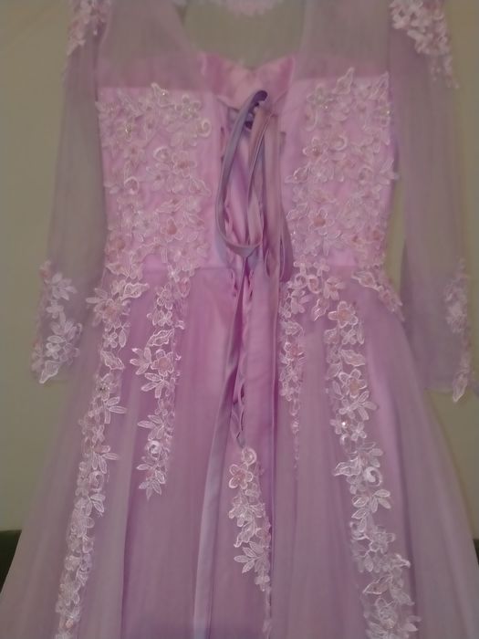 Көйлек сатылаады