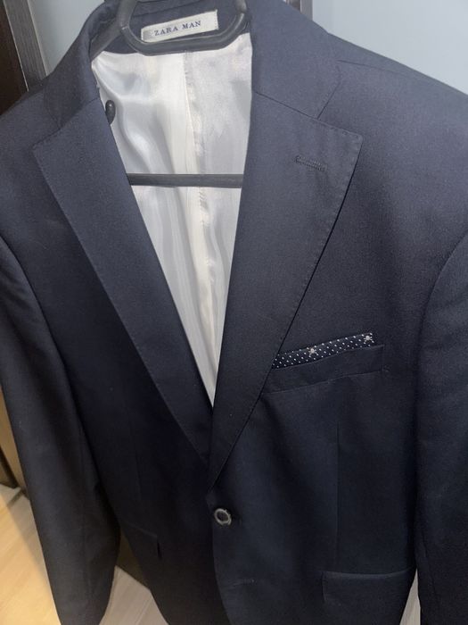 Vând Sacouri Zara stare buna