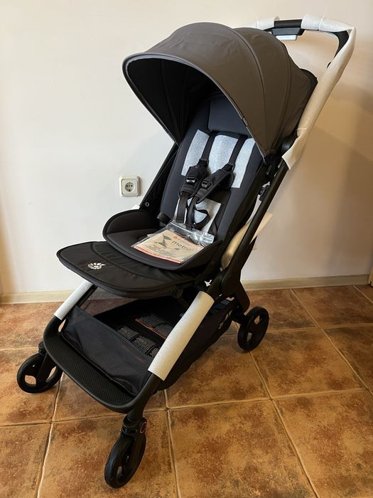 Ново! Бебешка/детска лятна количка Ergobaby Metro 3 + дъждобран