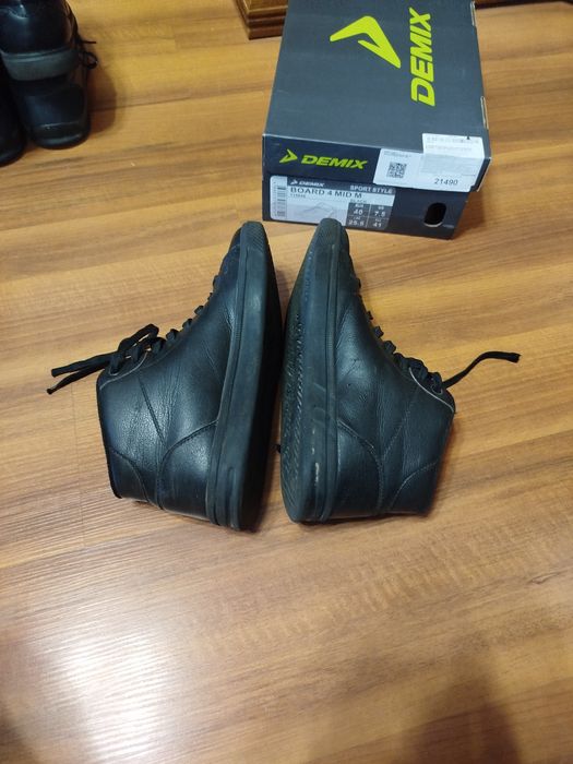 Демисизоные ботинки demix 40 размер (25,5 см)