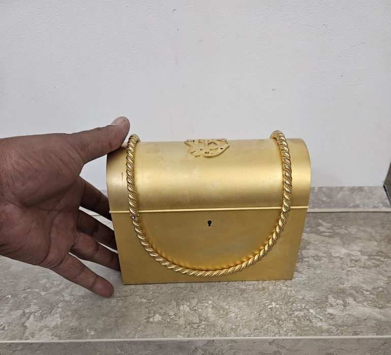 LONDON 19-ти век,  бронзов кутия за съхранение на хартия.