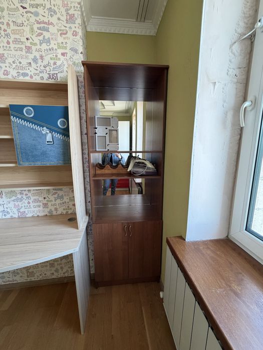 Продам Шкаф -буфет