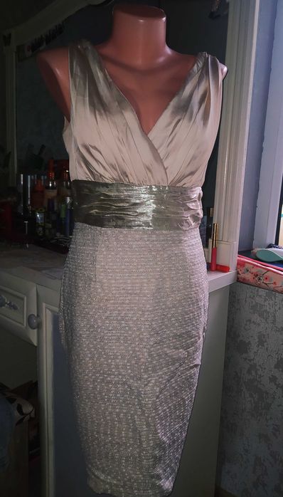 Женские платья р.44