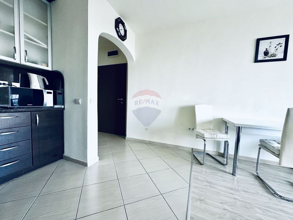 Апартамент с морска гледка, две спални, две тераси и гараж, гр. Балчи