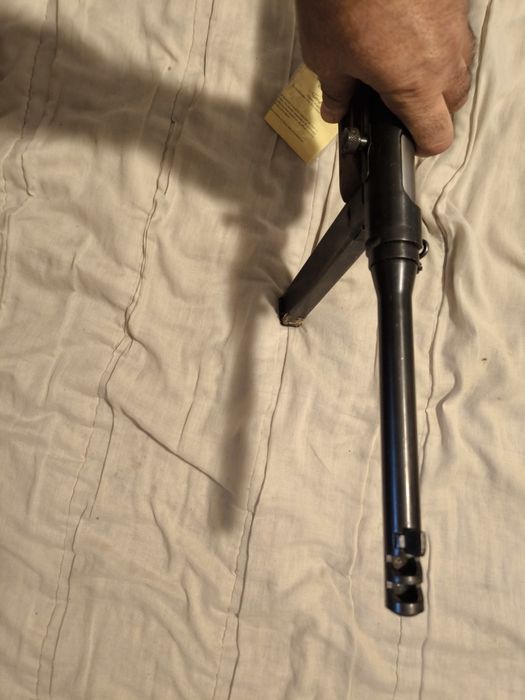 Обезопасен автомат Bereta ot VSV. картечен пистолет, пушка, карабина