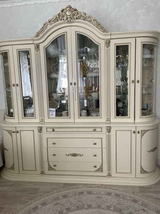 Продам гостинную мебель