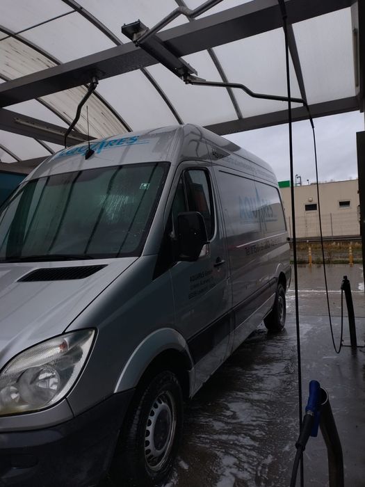 Vând microbuz Mercedes Sprinter