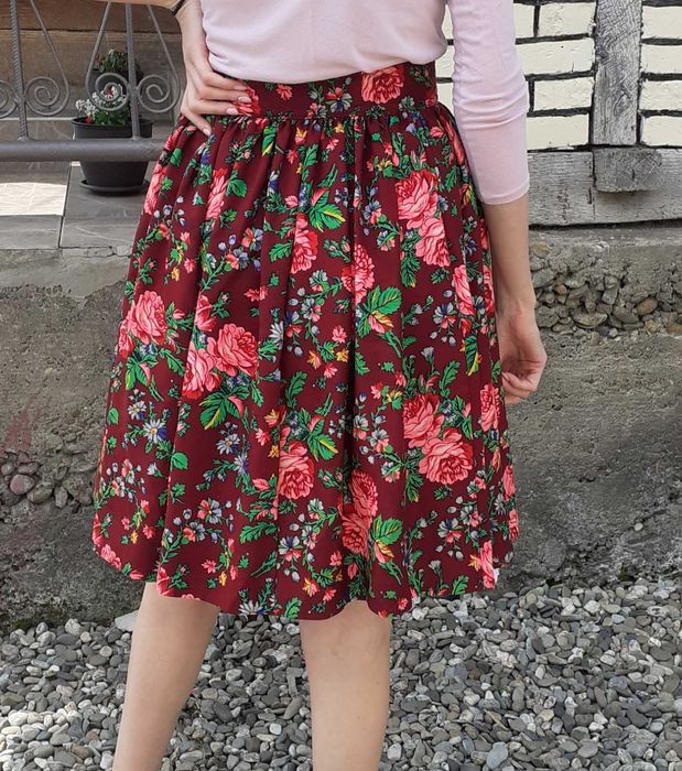 Sumna cu model floral