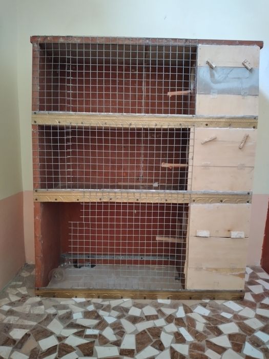 Клетка для птиц трёх этажный